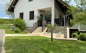 Guest House Štefanija